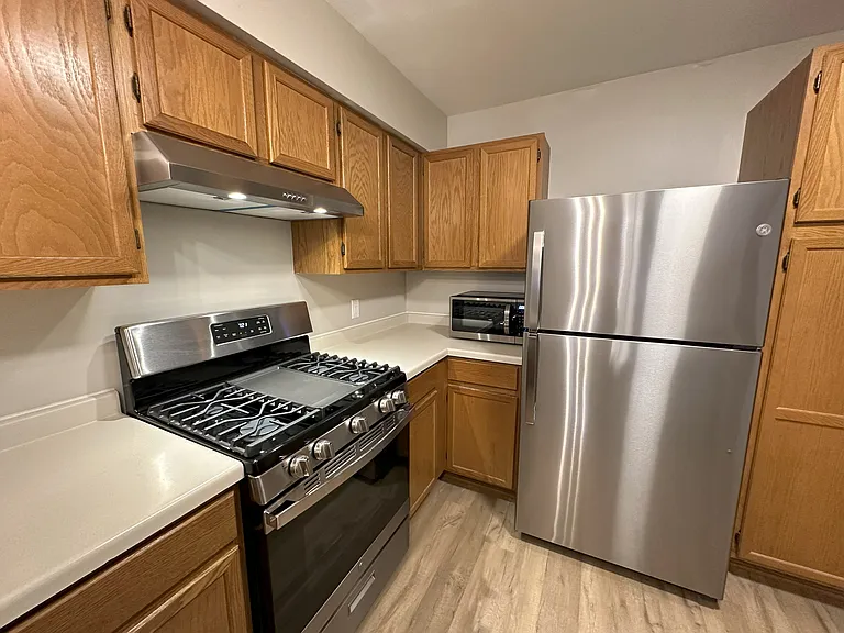 2046 Cliff Alex Ct S #4 — Photo 12
