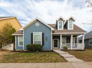 1628 Angel Ln, Aubrey, TX 76227