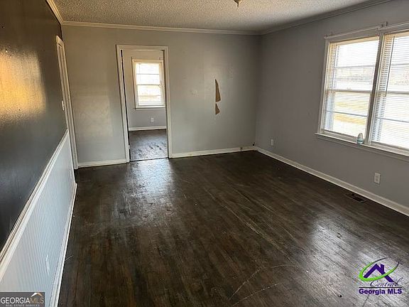 3rd image of 151 Edmondson Cir