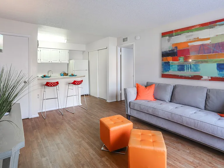 1485 Ash Cir — Photo 4