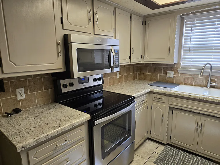 5625 Fountain Head Dr — Photo 5