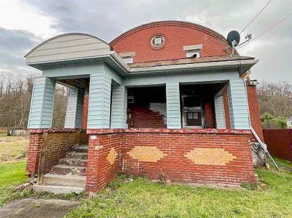 142 Main St S, Jacobs Creek, PA 15448