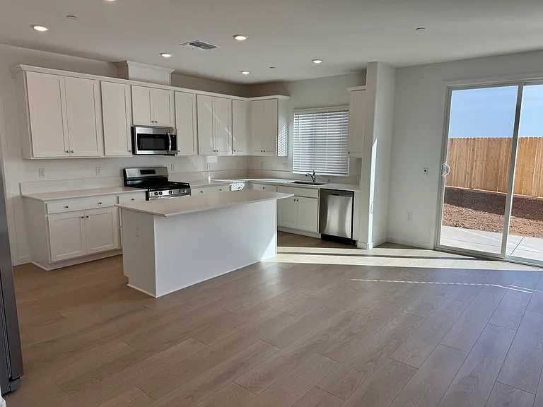 12680 Patagonian Way — Photo 9
