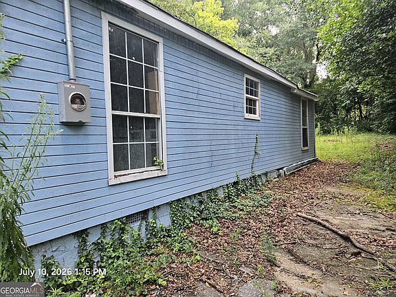 2nd image of 4121 Forest Ave W