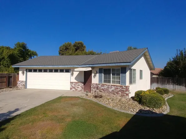 2636 S Fontana Ct, Visalia, CA 93277