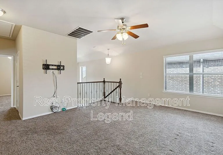 812 Gray Fox Dr — Photo 24