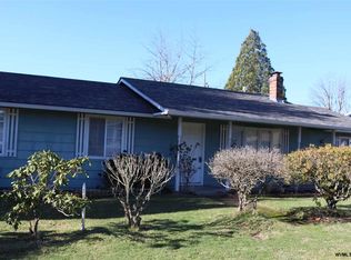 1095 SW 2nd Ave, Mill City, OR 97360