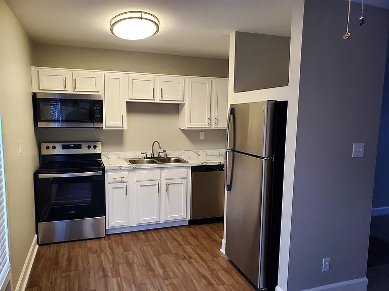 Huntley Ridge East — Photo 33