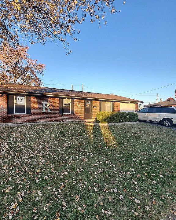1st image of 7400 Chatlake Dr