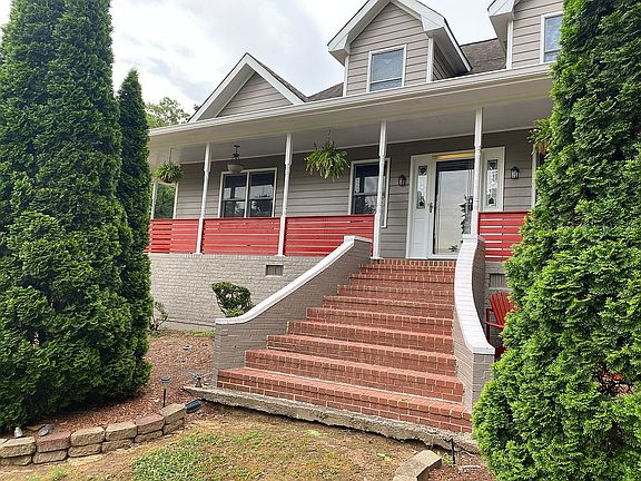 2nd image of 2629 Lake Capri Dr