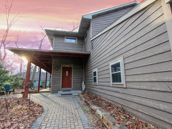 316 Groveland Dr, Michigan City, IN 46360
