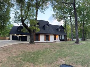649 Olde Towne Ln, Alabaster, AL 35007