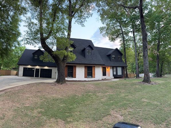 649 Olde Towne Ln