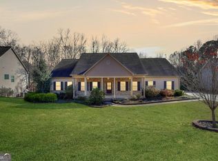 1079 Monticello Dr, Monroe, GA