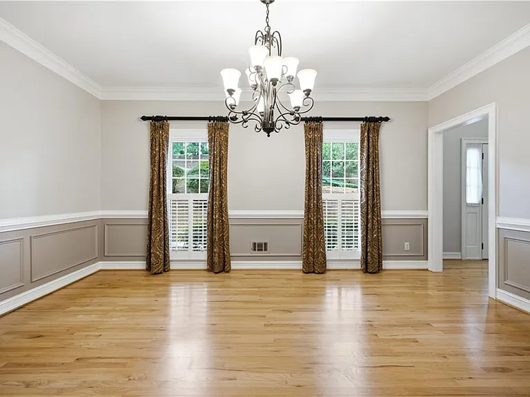 5525 Hampstead Way — Photo 20