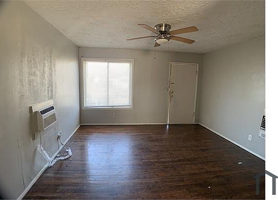 2nd image of 6120 NW 55th St