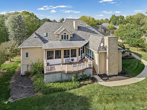 3rd image of 3913 Sunnycroft Pl