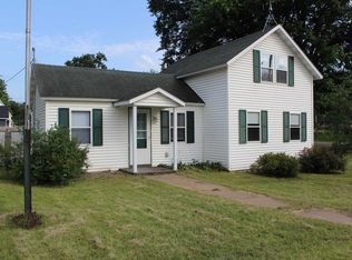 575 Main St, Wild Rose, WI 54984