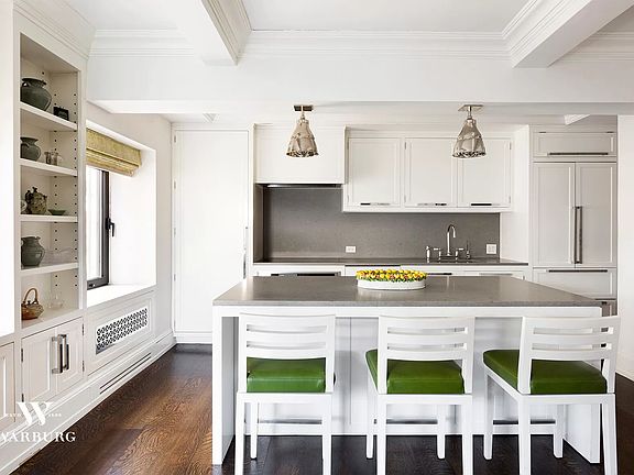 5th image of 19 E 88th St APT 10G