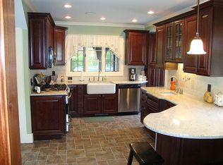 2740 Waverly Rd, Pawleys Island, SC 29585