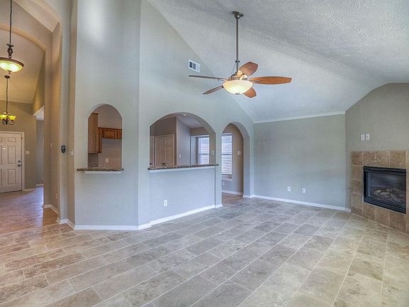 5th image of 32011 Decker Oaks Dr