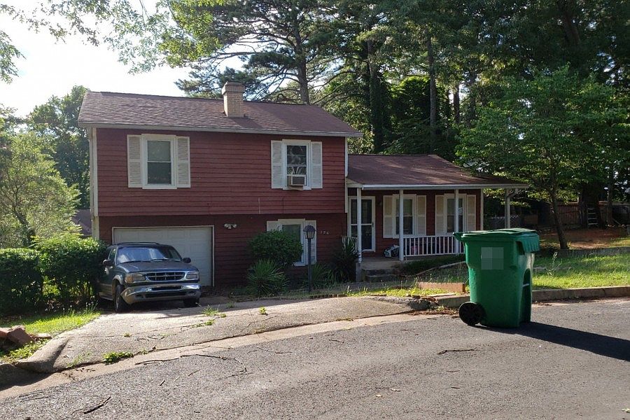 1st image of 726 Hairston Crossing Ct