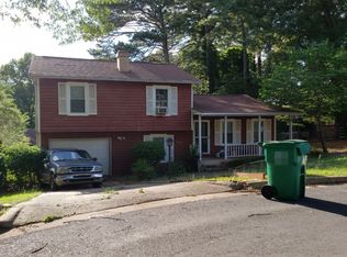 726 Hairston Crossing Ct, Stone Mountain, GA 30083