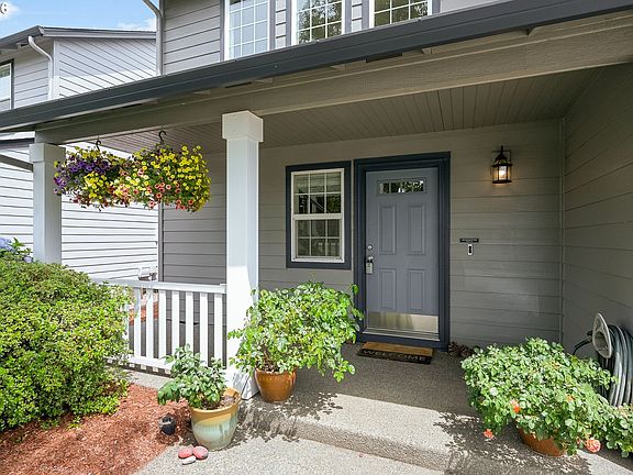 3rd image of 2107 NE 181st Ave