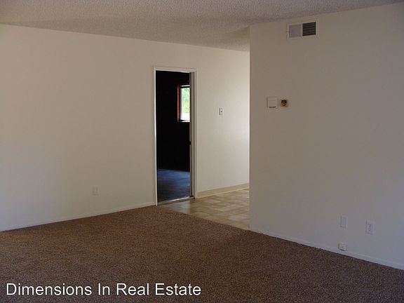 3rd image of 8140-42 Melrose Ln