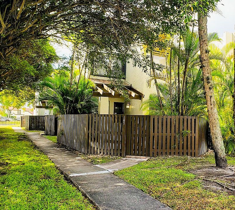 1st image of 9940 NW 9th Street Cir APT 105