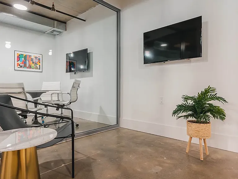 1510 Gates Ave #502 — Photo 19