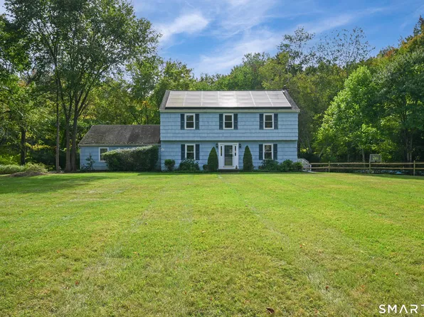 27 Danvers Road, New Milford, CT 06776