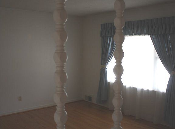 3rd image of 311 Wren Ct