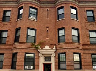 3820 W North Ave #2W, Chicago, IL 60647