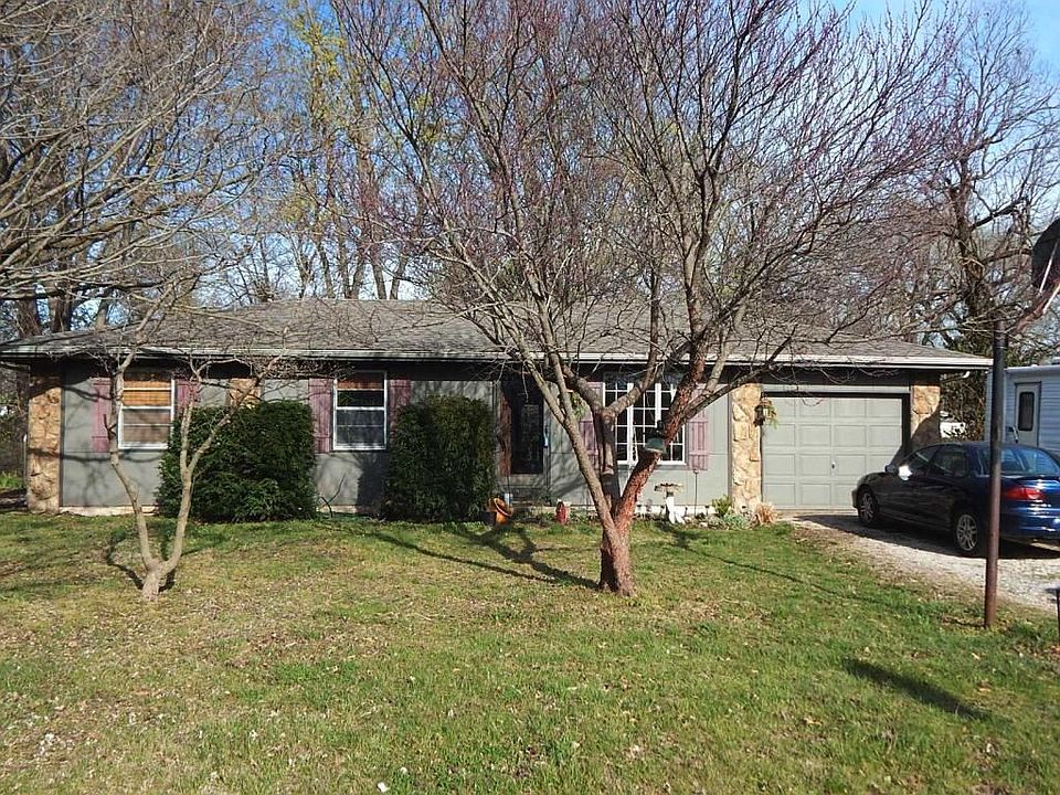 1st image of 1942 N Yates Ave