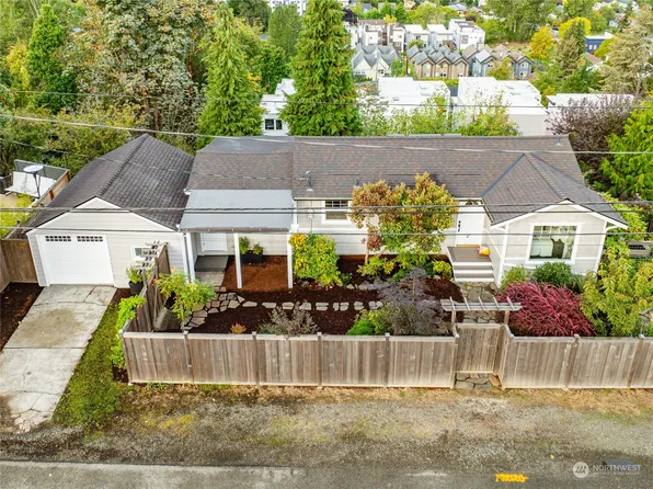5223 21st Avenue SW, Seattle, WA 98106