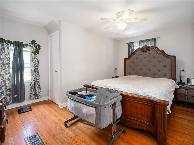 16 W Maltbie Ave — Photo 15