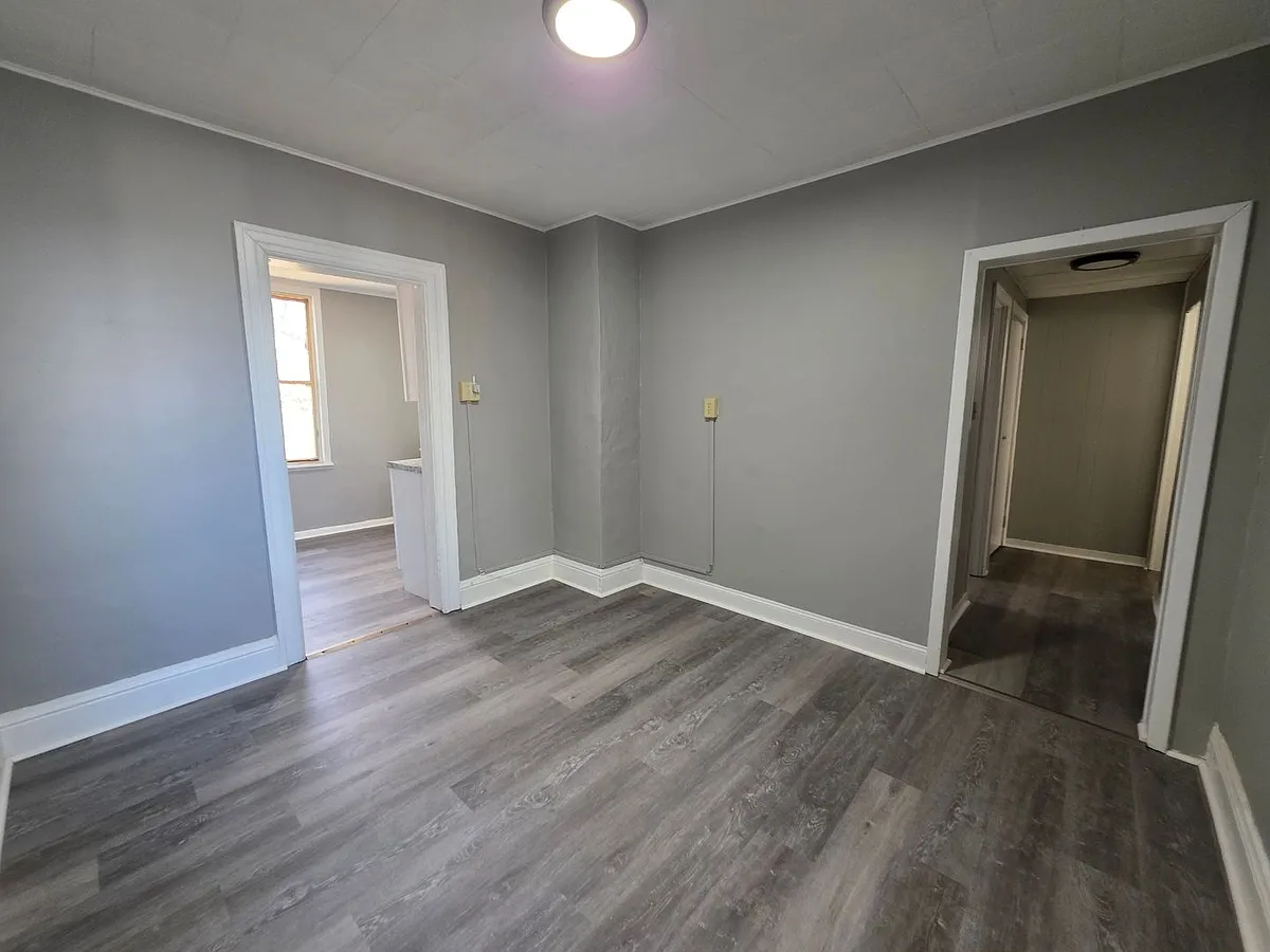 Building Photo - 1020 Uvilla St #1