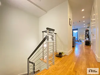 Rented by PadRabbit LLC