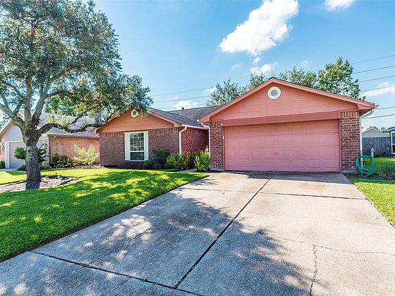 2nd image of 3006 S Peach Hollow Cir