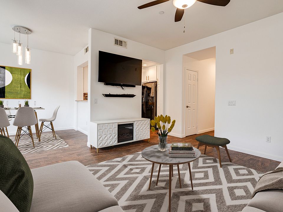 1st image of 28566 Herrera St