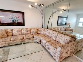 4079 Cornwall Dr, Boca Raton, FL