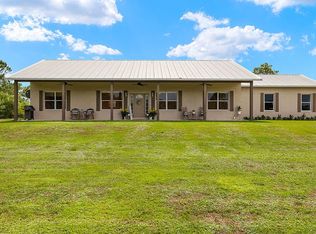 99 Trader Rd, Fort Denaud, FL 33935
