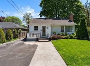 23 Nelles Blvd, Grimsby, ON L3M 3P9