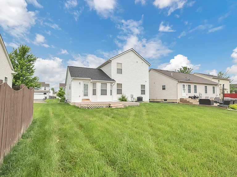 522 Farm Hill Ct — Photo 57
