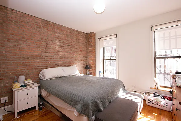 Rented by R New York | media 38