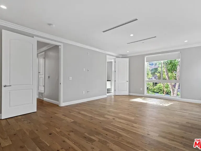 1283 Havenhurst Dr #101 — Photo 19