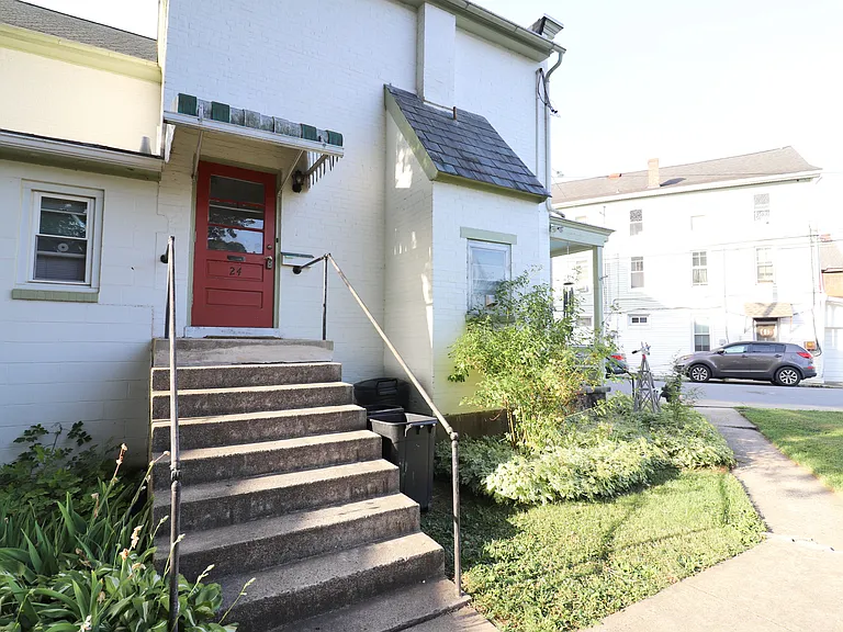 24 N Church St #2 — Photo 3