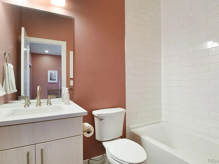 7841 W 51st Ave #B — Photo 11