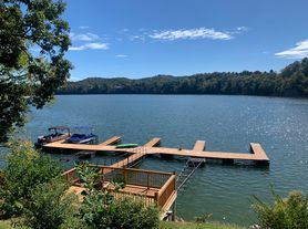 15 Lake Village Ct, Johnson City, TN